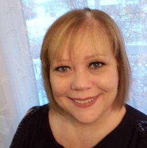 Meet your Posher, Dana